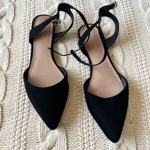 ANN TAYLOR FLATS